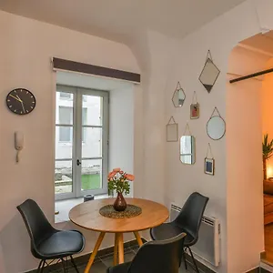 Cosy En Plein Centre-ville !!! France